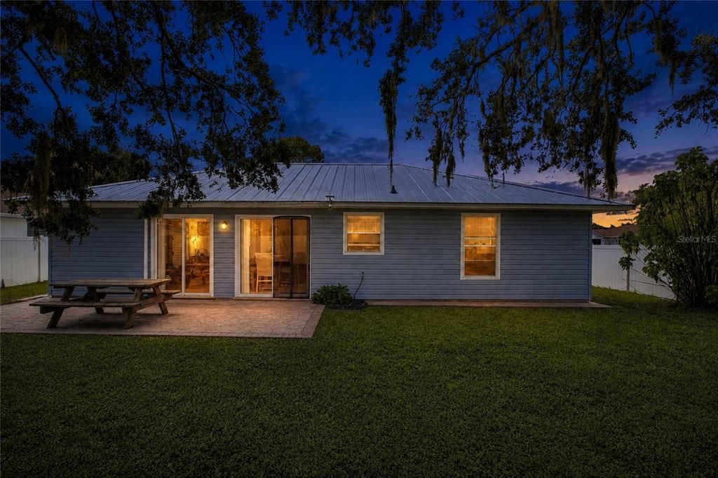 For Sale: $258,999 (3 beds, 2 baths, 1108 Square Feet)