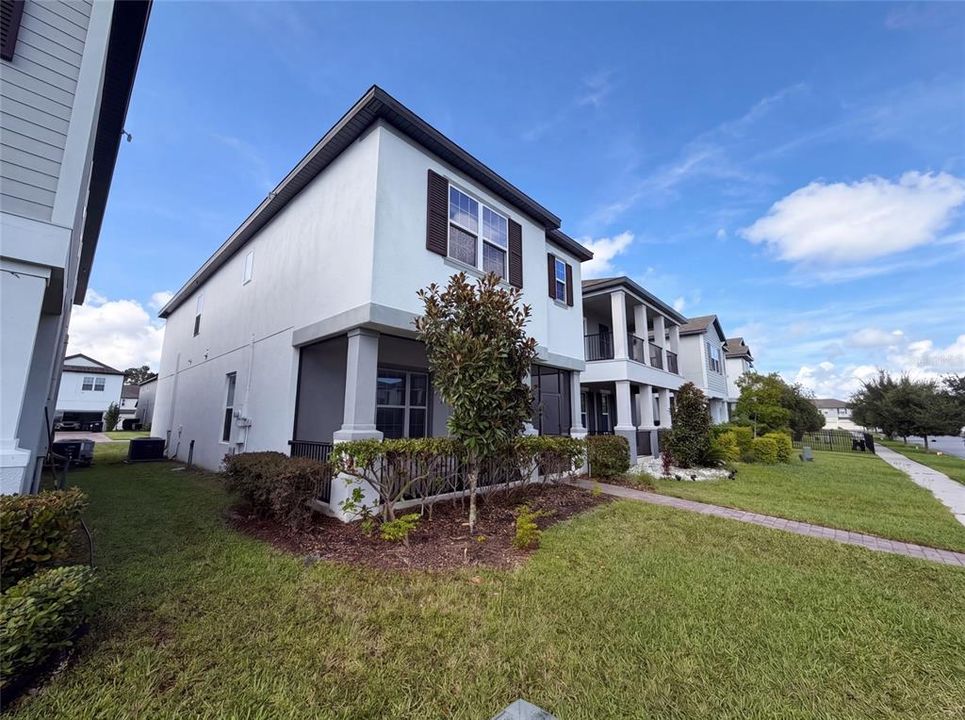 En Venta: $428,000 (4 camas, 2 baños, 2060 Pies cuadrados)