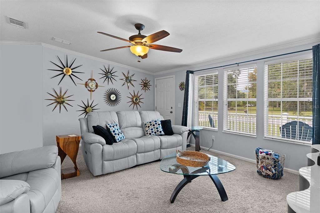 For Sale: $225,000 (3 beds, 2 baths, 1949 Square Feet)