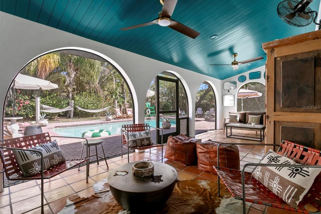 For Sale: $780,000 (4 beds, 3 baths, 2063 Square Feet)