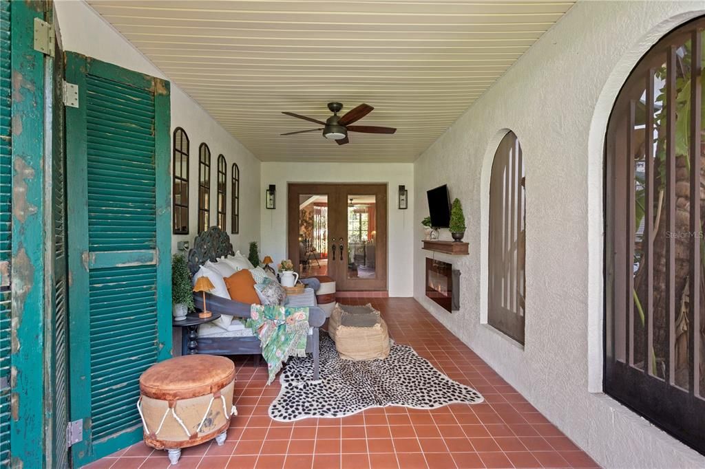 For Sale: $780,000 (4 beds, 3 baths, 2063 Square Feet)