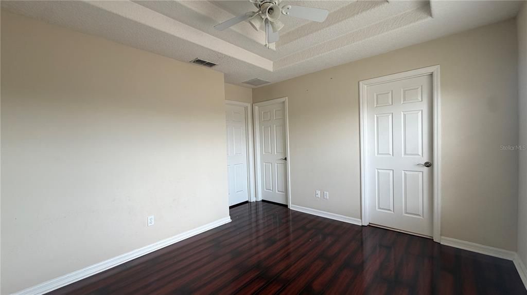 For Sale: $389,976 (4 beds, 3 baths, 1970 Square Feet)