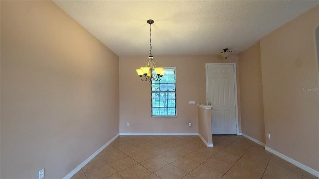 For Sale: $389,976 (4 beds, 3 baths, 1970 Square Feet)