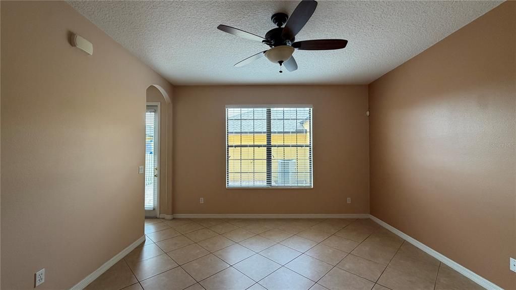 For Sale: $389,976 (4 beds, 3 baths, 1970 Square Feet)