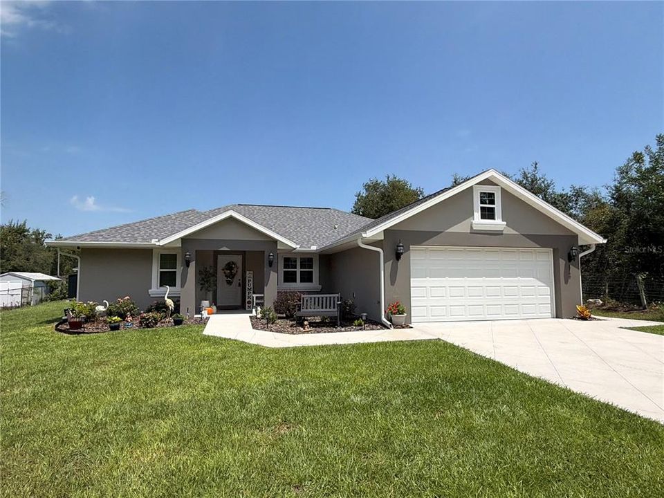 For Sale: $389,900 (3 beds, 2 baths, 1683 Square Feet)
