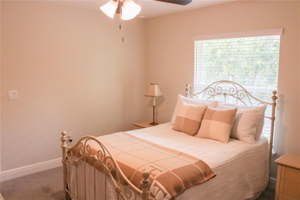 For Sale: $389,900 (3 beds, 2 baths, 1683 Square Feet)