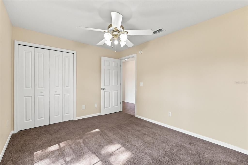 For Sale: $550,000 (3 beds, 2 baths, 1641 Square Feet)