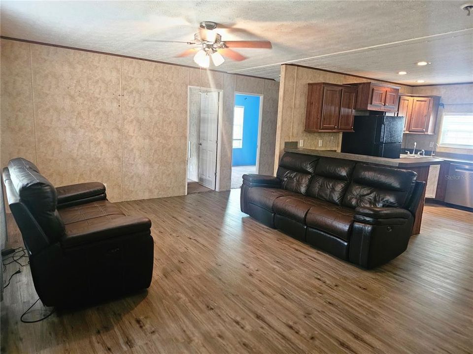 En Venta: $205,000 (3 camas, 2 baños, 1196 Pies cuadrados)