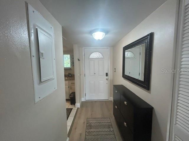 For Rent: $1,500 (2 beds, 1 baths, 865 Square Feet)