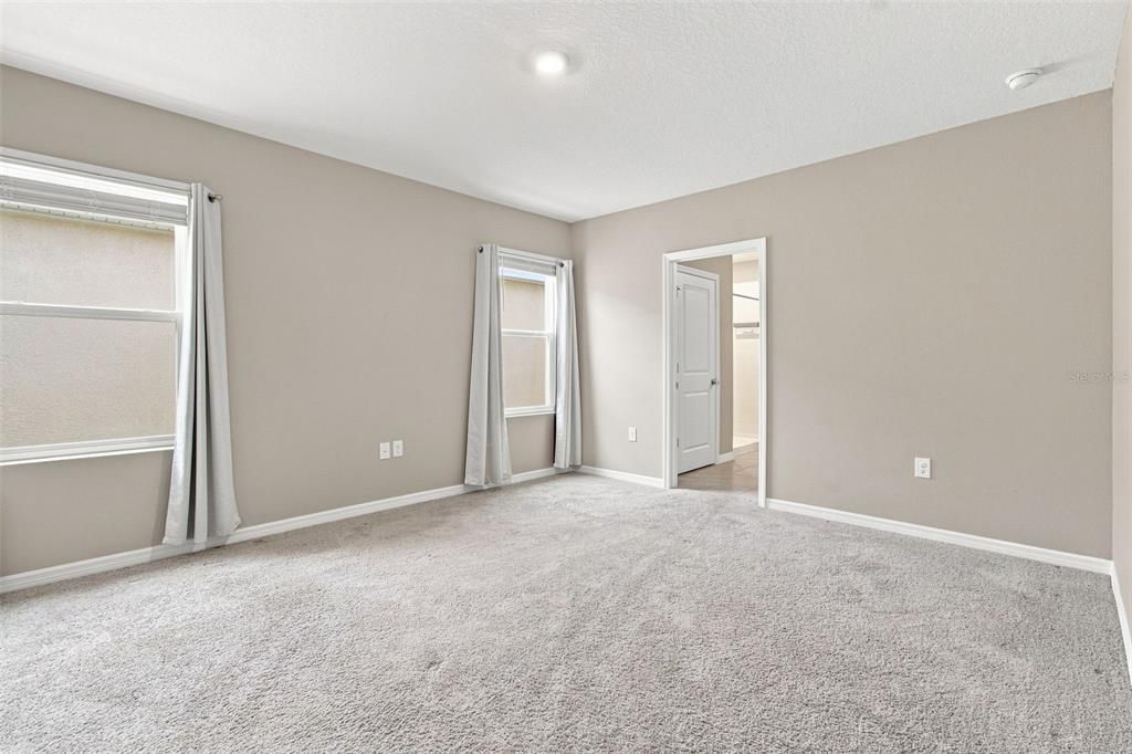 На продажу: $469,990 (4 спален, 2 ванн, 2260 Квадратных фут)