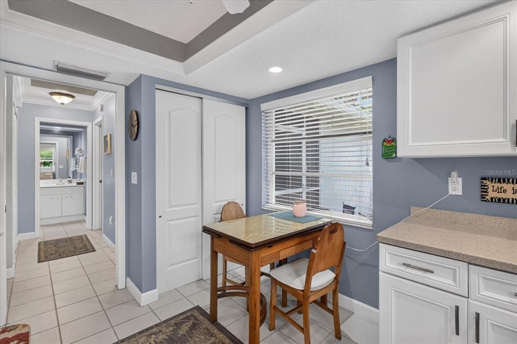 For Sale: $335,000 (2 beds, 2 baths, 1439 Square Feet)