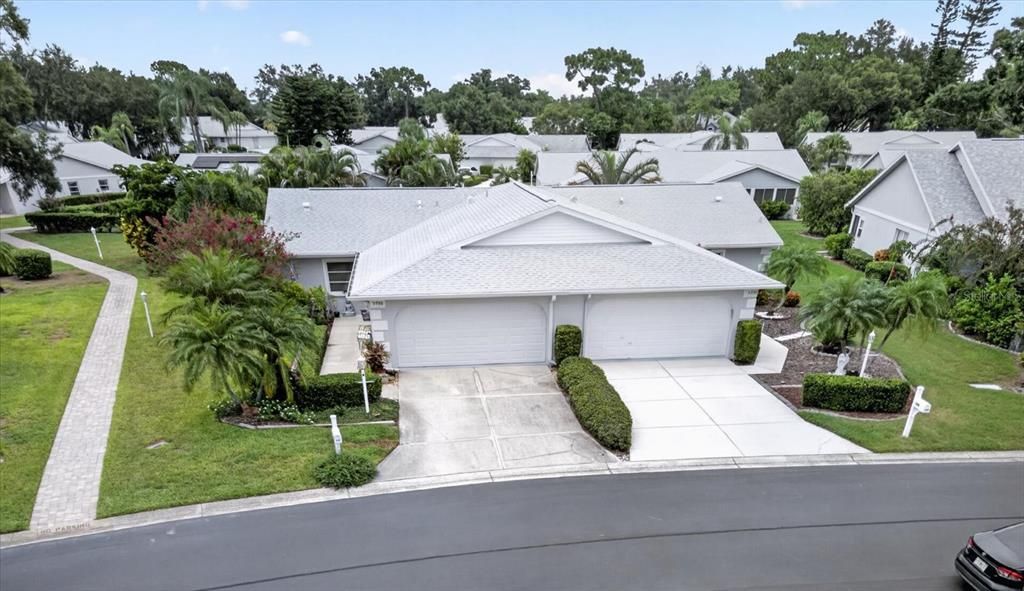 For Sale: $335,000 (2 beds, 2 baths, 1439 Square Feet)