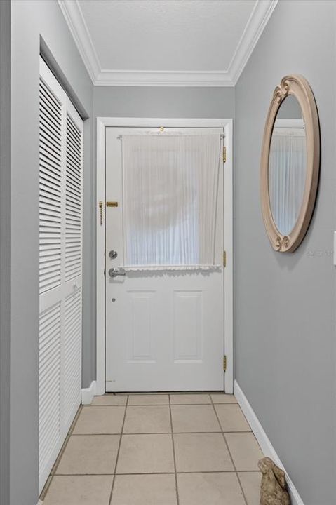 For Sale: $335,000 (2 beds, 2 baths, 1439 Square Feet)