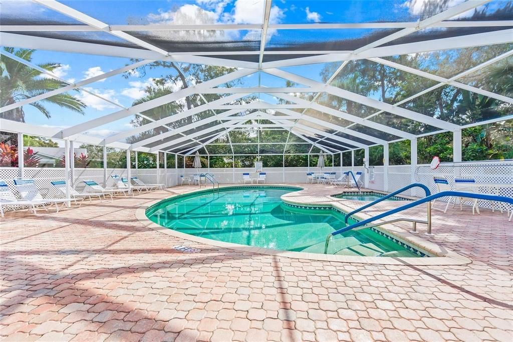 For Sale: $335,000 (2 beds, 2 baths, 1439 Square Feet)