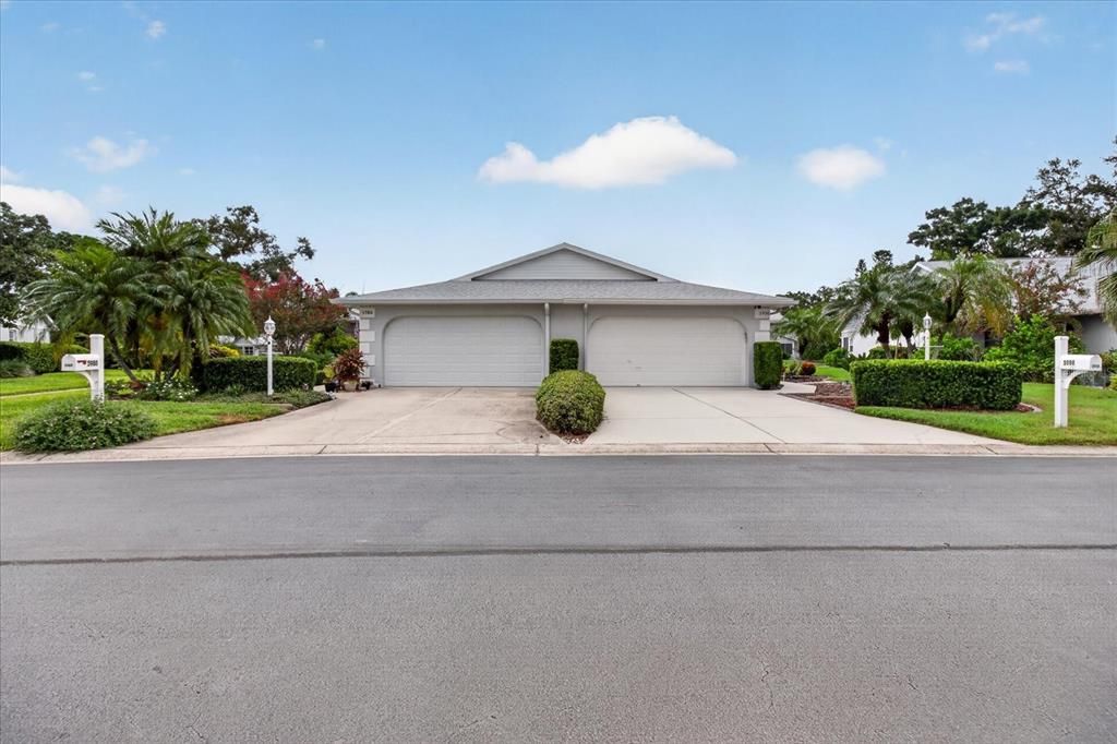 For Sale: $335,000 (2 beds, 2 baths, 1439 Square Feet)