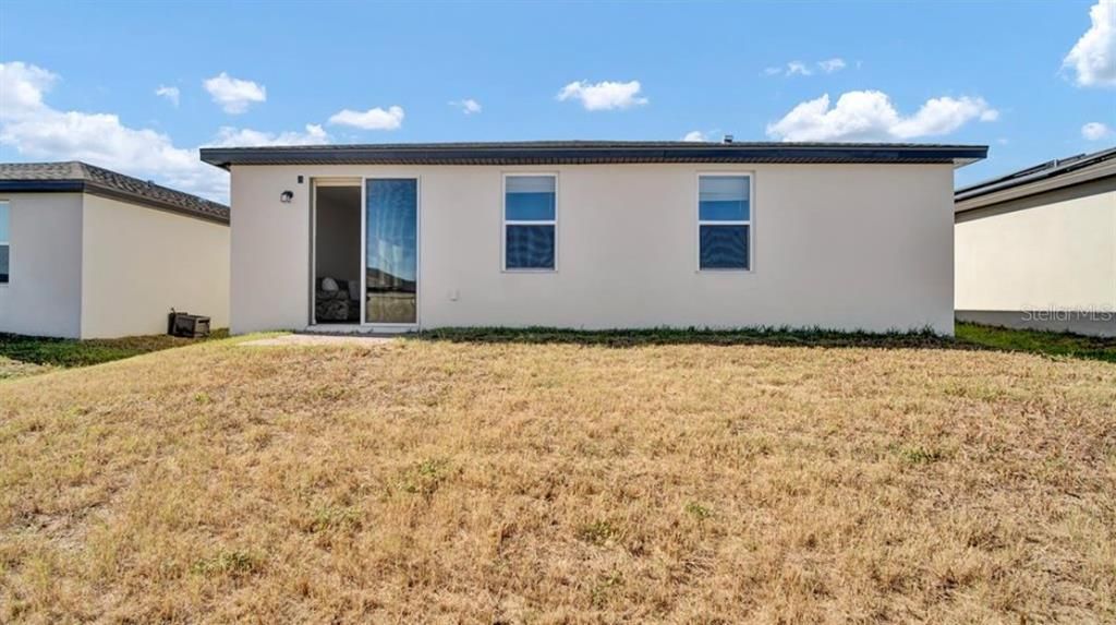 For Sale: $305,000 (3 beds, 2 baths, 1734 Square Feet)