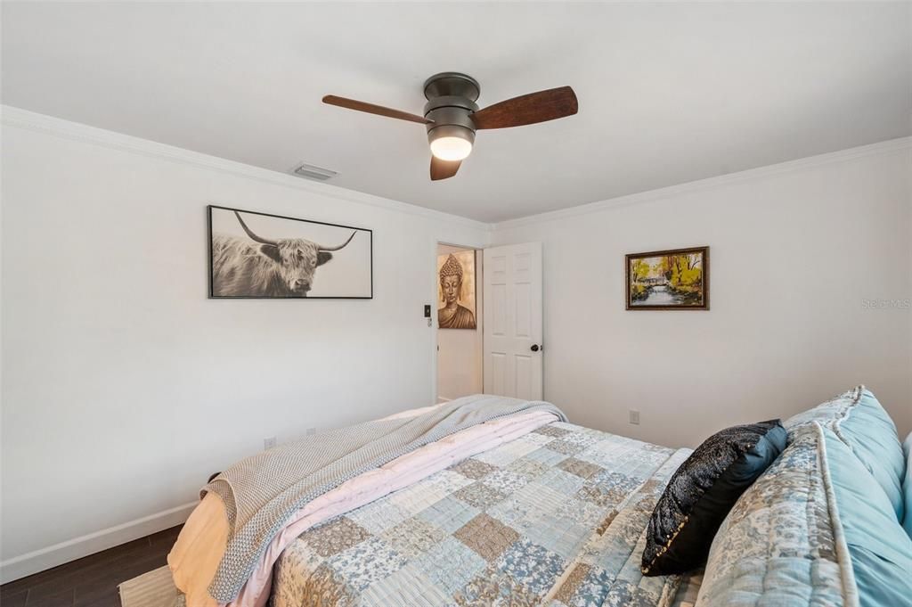 For Rent: $5,500 (2 beds, 2 baths, 1445 Square Feet)
