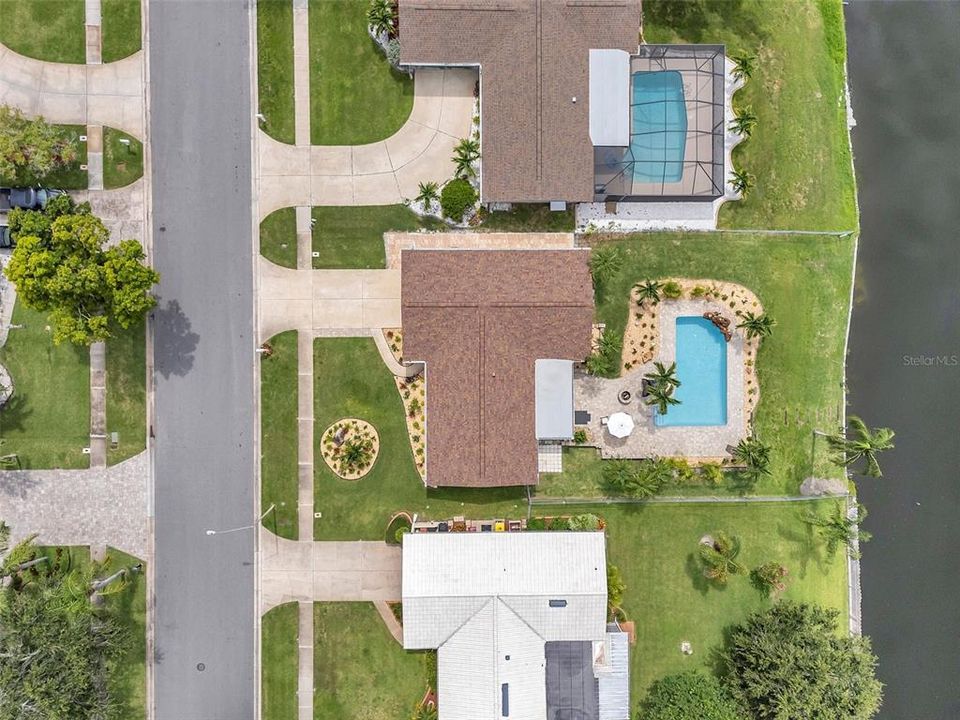 For Rent: $5,500 (2 beds, 2 baths, 1445 Square Feet)