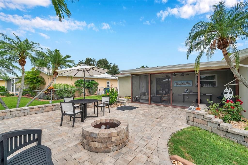For Rent: $5,500 (2 beds, 2 baths, 1445 Square Feet)