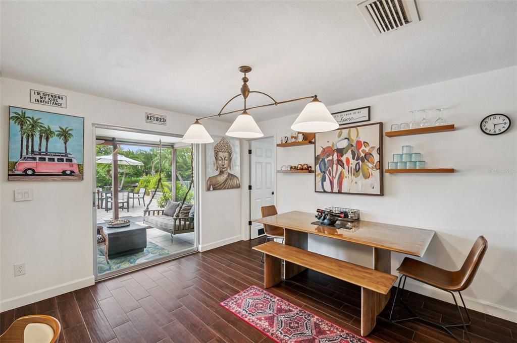 For Rent: $5,500 (2 beds, 2 baths, 1445 Square Feet)