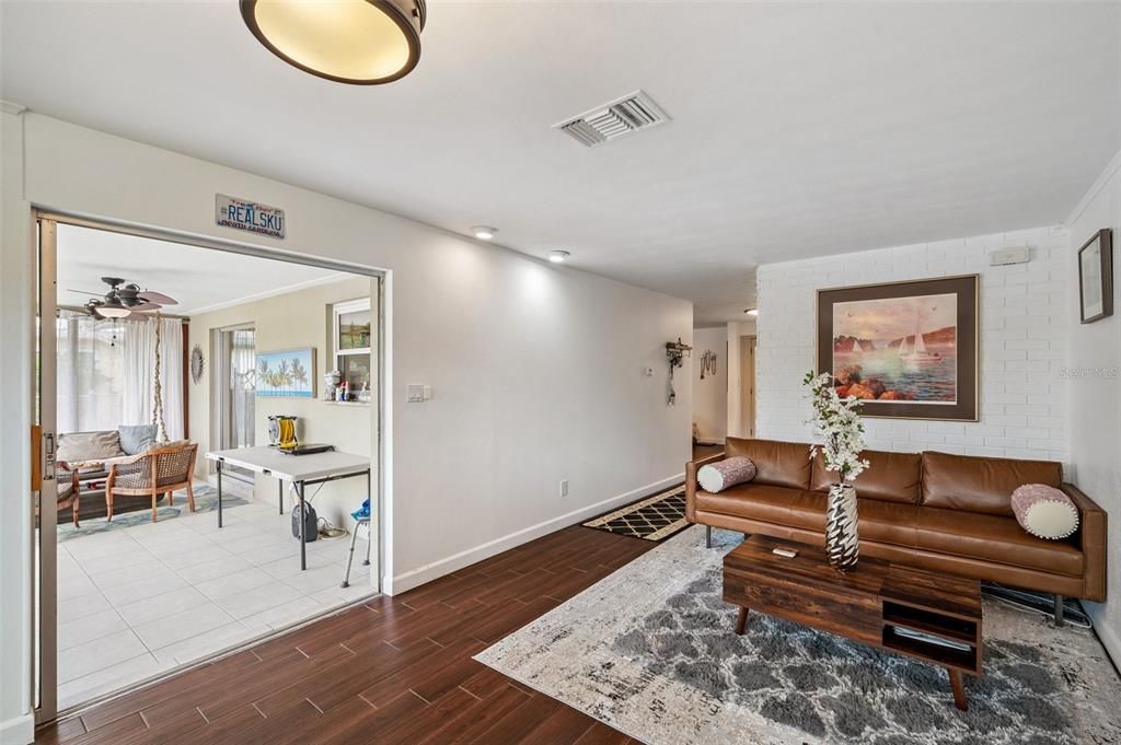 For Rent: $5,500 (2 beds, 2 baths, 1445 Square Feet)