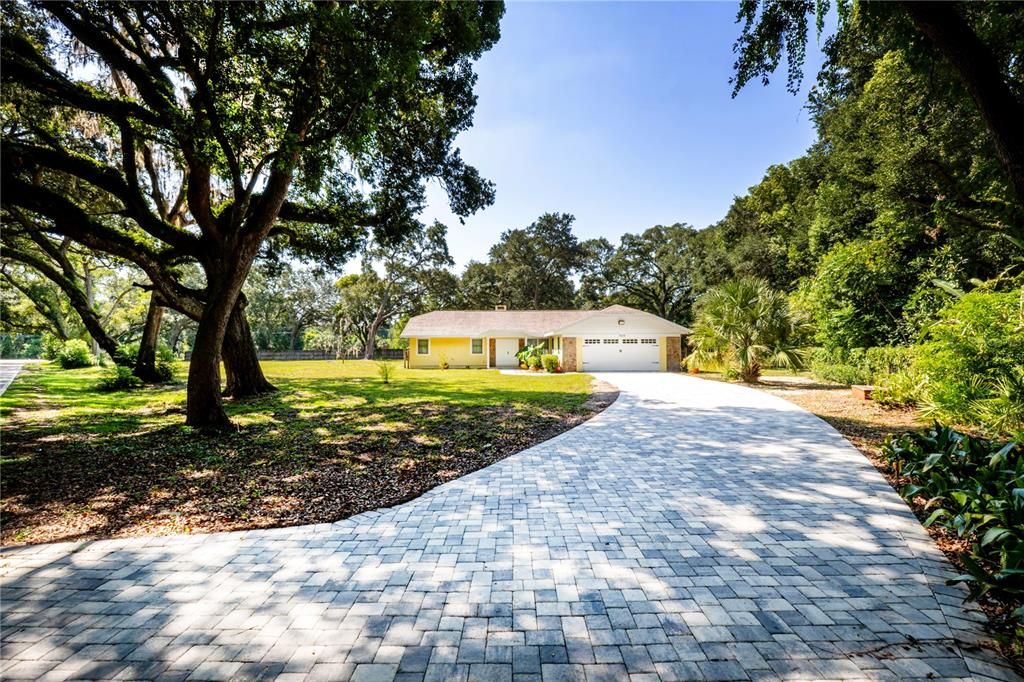 En Venta: $459,900 (3 camas, 2 baños, 1980 Pies cuadrados)