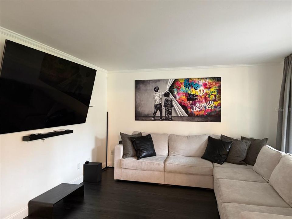 For Rent: $3,495 (4 beds, 2 baths, 2302 Square Feet)