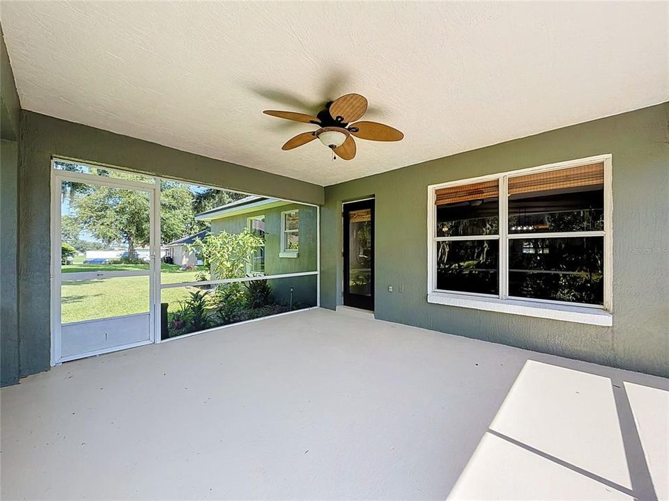 For Sale: $400,000 (4 beds, 3 baths, 2477 Square Feet)