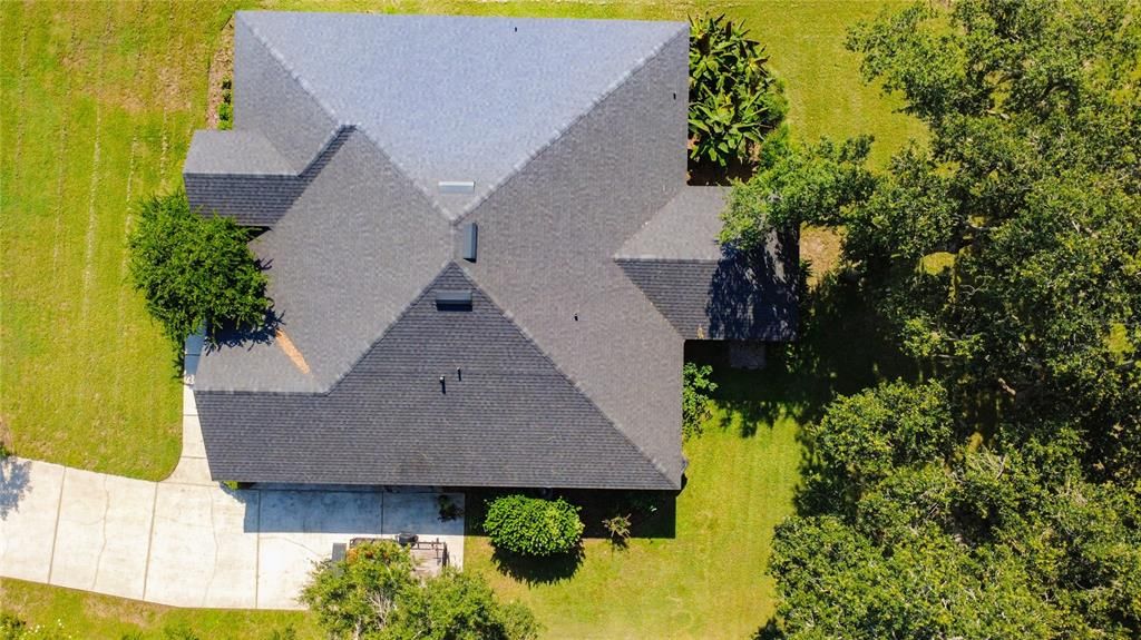 For Sale: $400,000 (4 beds, 3 baths, 2477 Square Feet)
