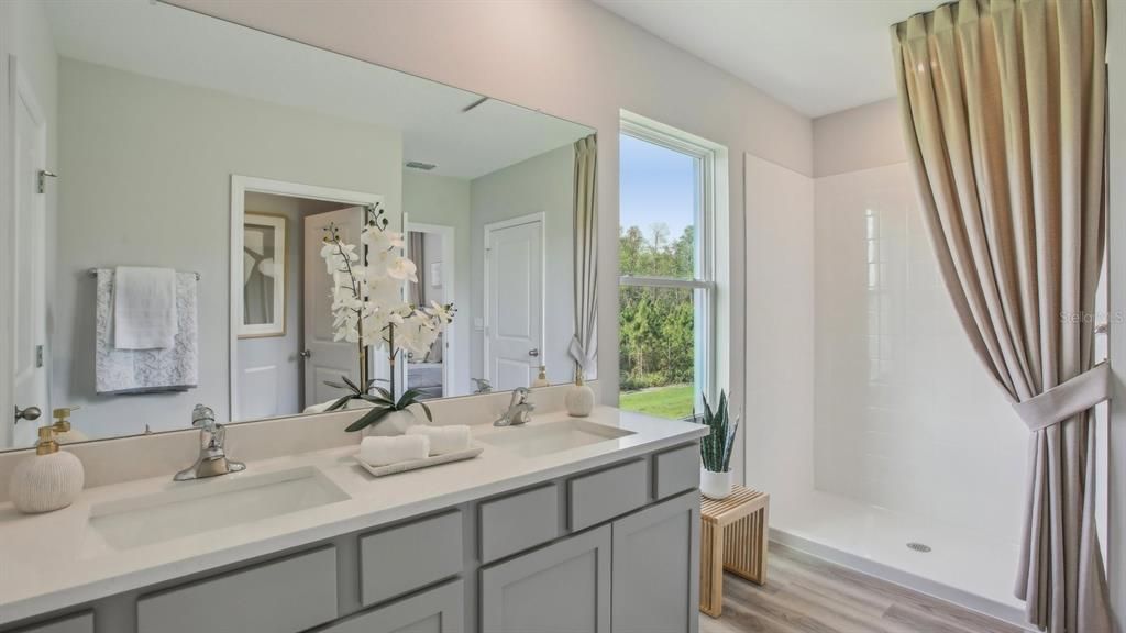 На продажу: $340,000 (4 спален, 2 ванн, 2260 Квадратных фут)
