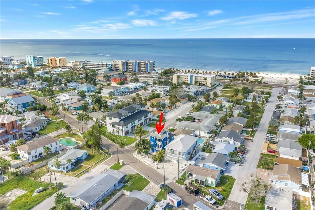 En Venta: $869,549 (3 camas, 3 baños, 1772 Pies cuadrados)