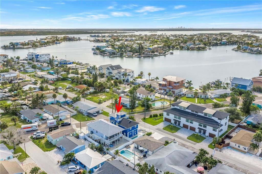 En Venta: $869,549 (3 camas, 3 baños, 1772 Pies cuadrados)