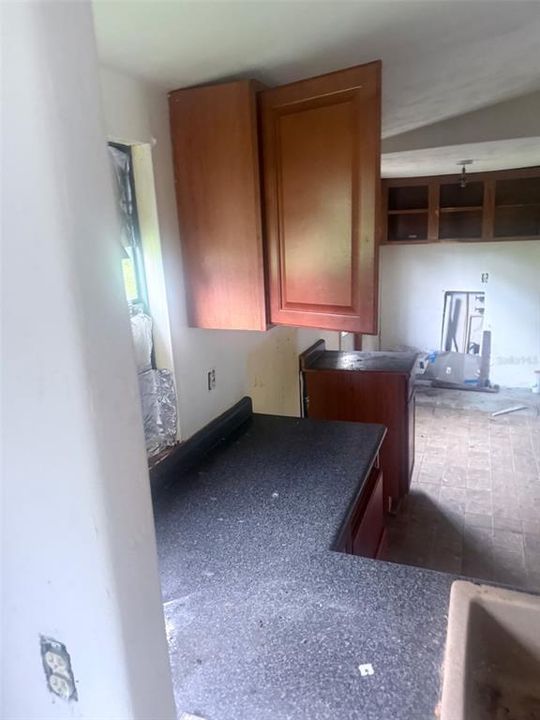 For Sale: $84,999 (3 beds, 2 baths, 1300 Square Feet)