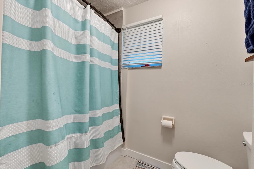 En Venta: $539,900 (3 camas, 2 baños, 2298 Pies cuadrados)
