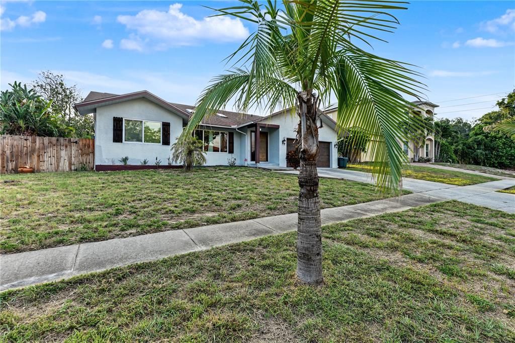 En Venta: $539,900 (3 camas, 2 baños, 2298 Pies cuadrados)