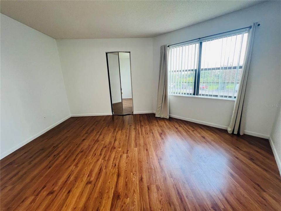 В аренду: $1,650 (2 спален, 2 ванн, 820 Квадратных фут)