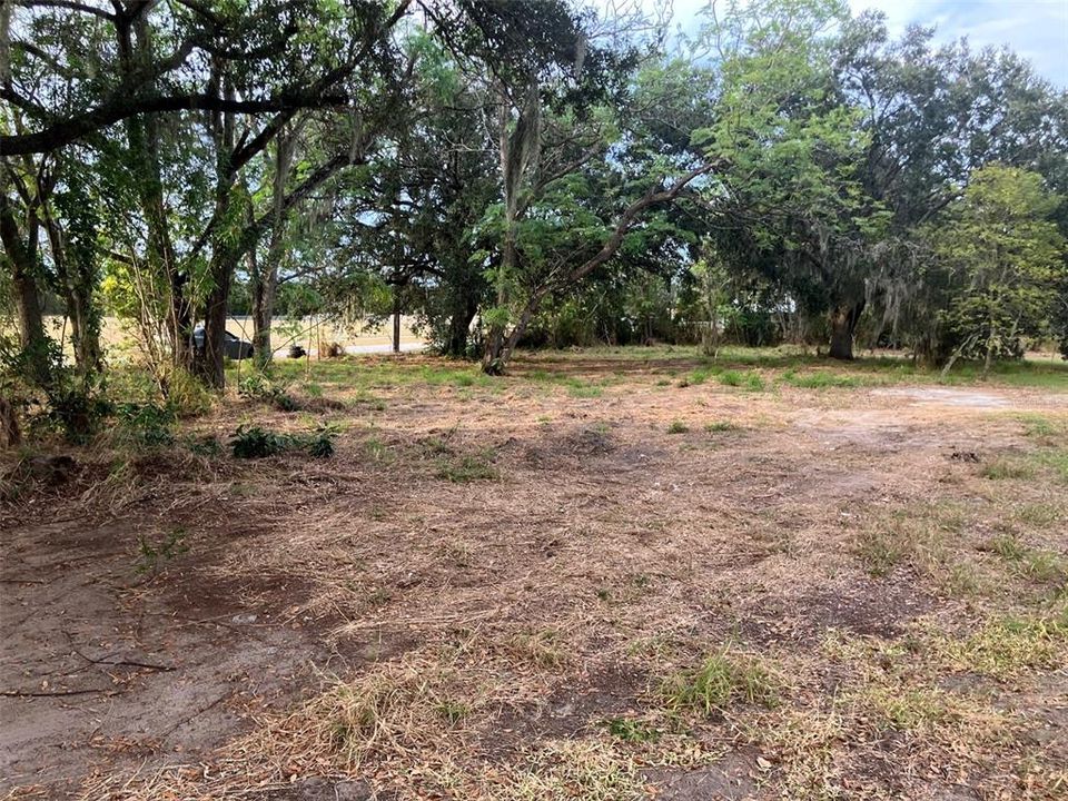 En Venta: $120,000 (0.93 acres)