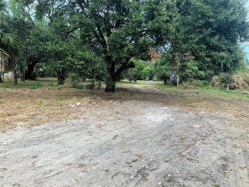 En Venta: $120,000 (0.93 acres)