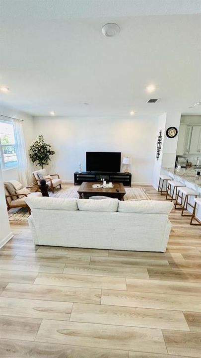 For Sale: $568,900 (4 beds, 2 baths, 2322 Square Feet)