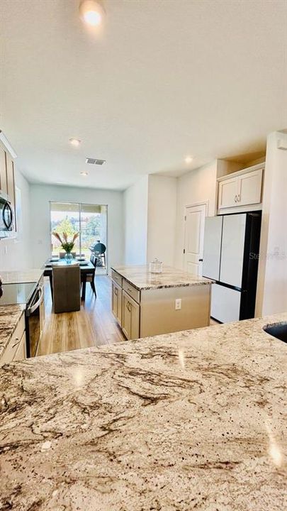For Sale: $568,900 (4 beds, 2 baths, 2322 Square Feet)