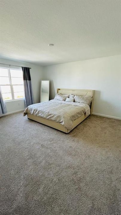 For Sale: $568,900 (4 beds, 2 baths, 2322 Square Feet)