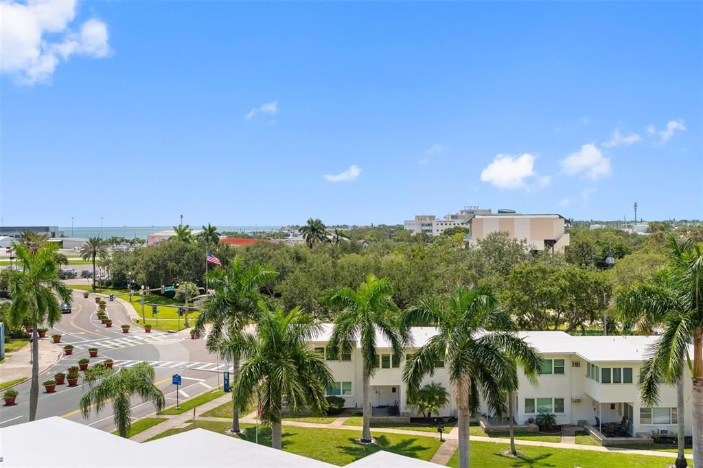 En Venta: $549,000 (2 camas, 2 baños, 1128 Pies cuadrados)