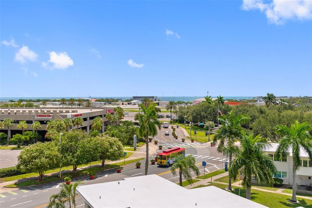 En Venta: $549,000 (2 camas, 2 baños, 1128 Pies cuadrados)