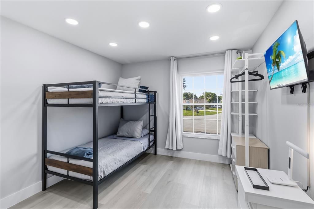 For Sale: $479,000 (3 beds, 2 baths, 1534 Square Feet)