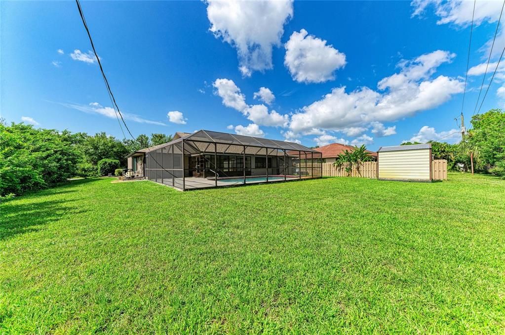 For Sale: $324,900 (2 beds, 2 baths, 1410 Square Feet)