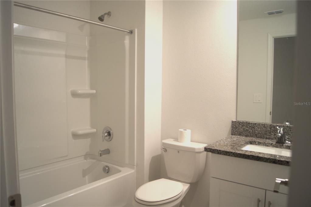 For Sale: $260,000 (3 beds, 2 baths, 1634 Square Feet)