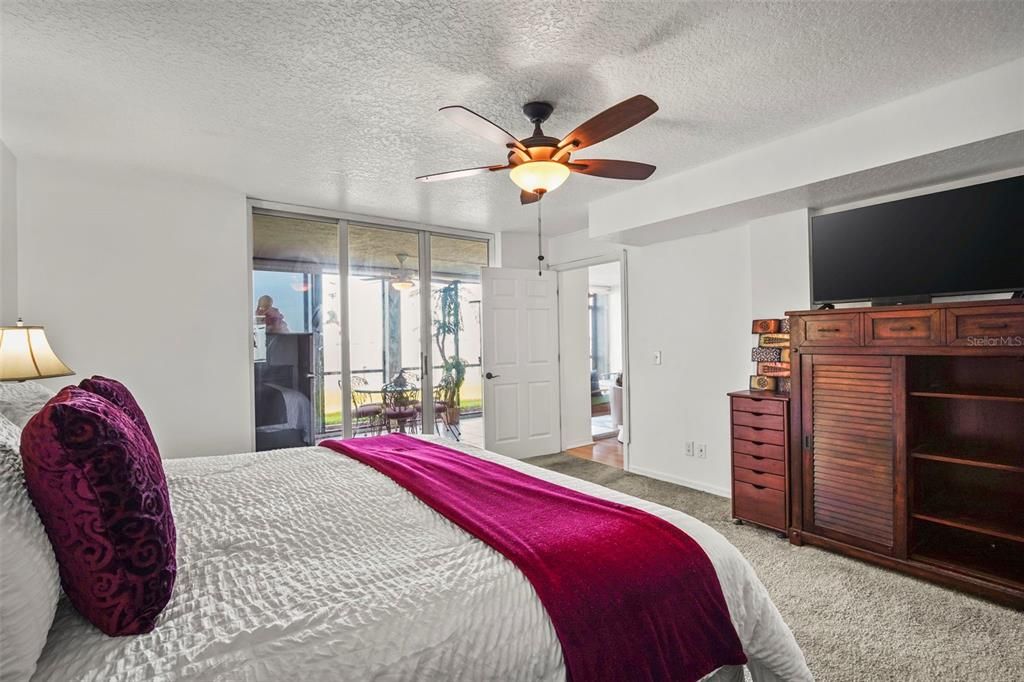 For Sale: $359,000 (3 beds, 2 baths, 1509 Square Feet)