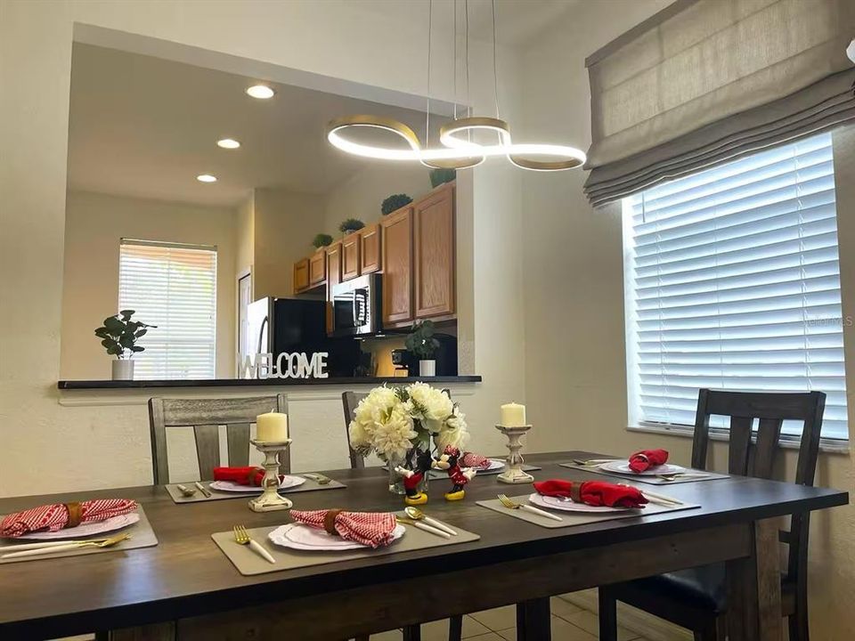 For Sale: $330,000 (4 beds, 3 baths, 1852 Square Feet)