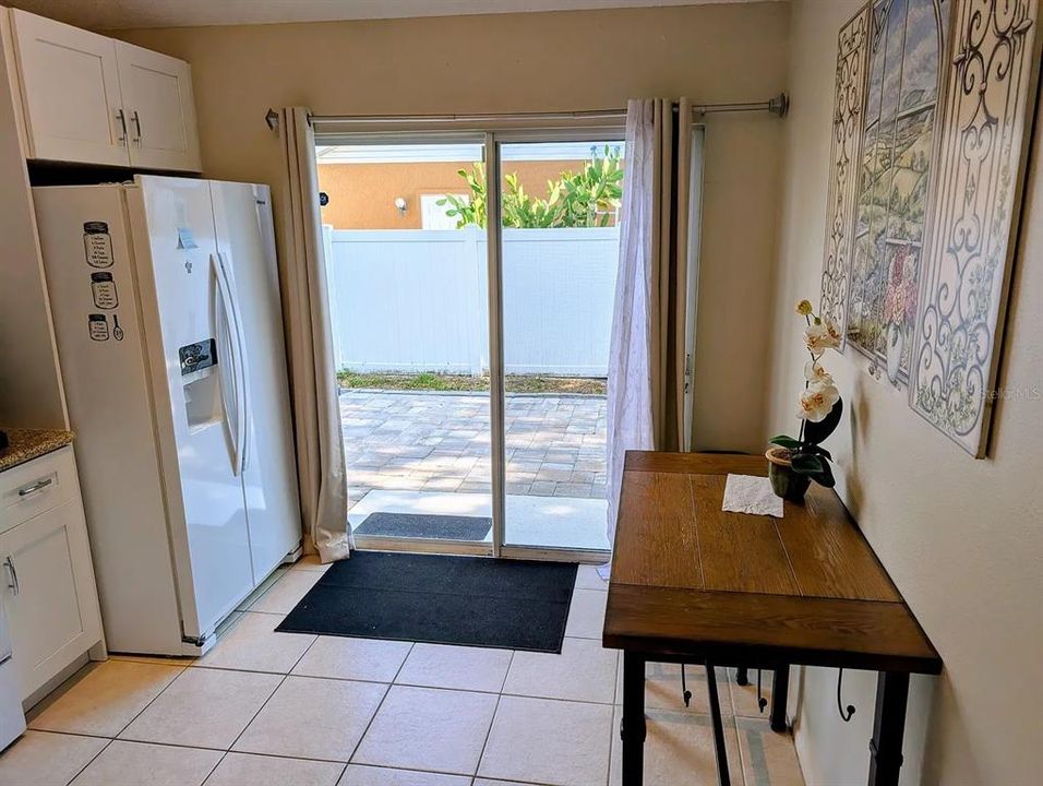 For Rent: $2,800 (4 beds, 2 baths, 1182 Square Feet)