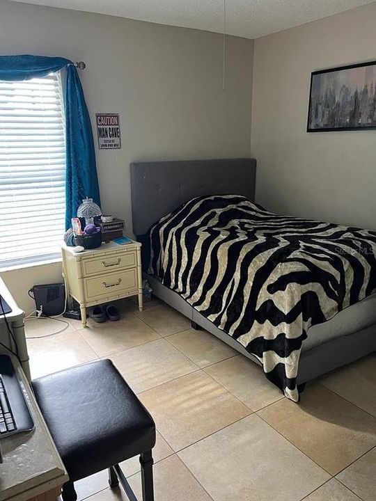 For Rent: $2,800 (4 beds, 2 baths, 1182 Square Feet)